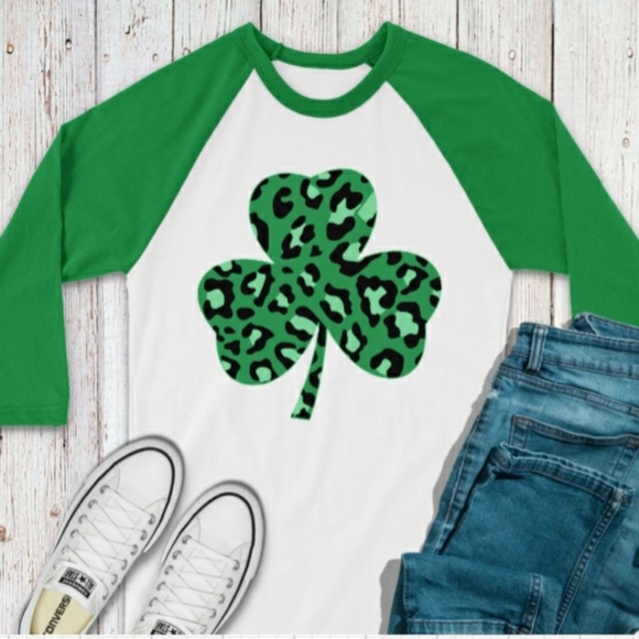 Womans St Patty's day Leopard print Shamrock - Picture 3 of 5